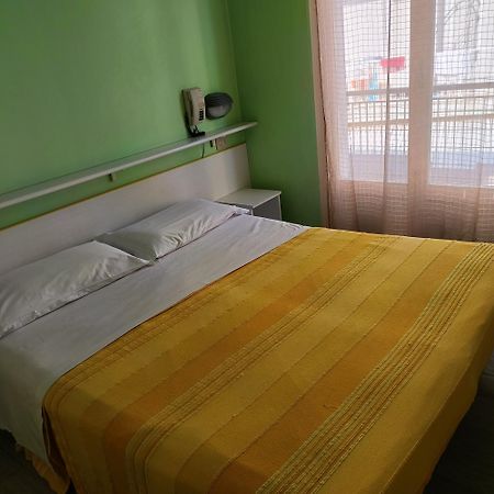 Hotel Raul Ричоне Екстериор снимка