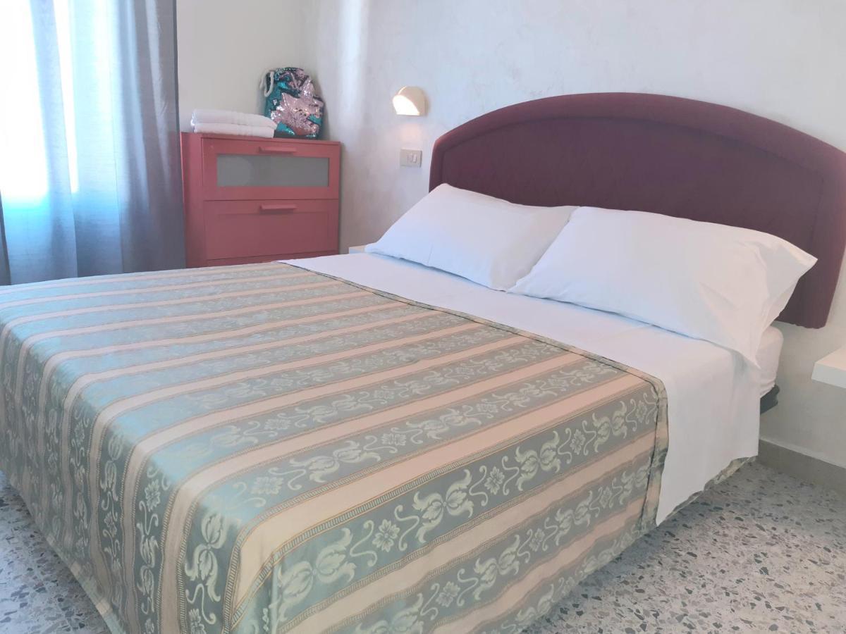 Hotel Raul Ричоне Екстериор снимка