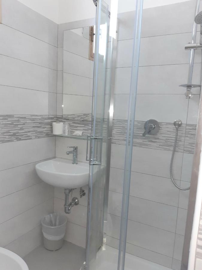Hotel Raul Ричоне Екстериор снимка