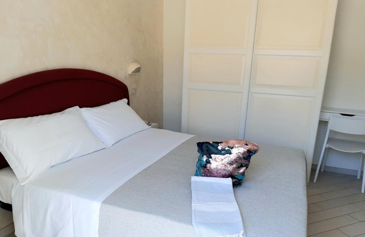 Hotel Raul Ричоне Екстериор снимка
