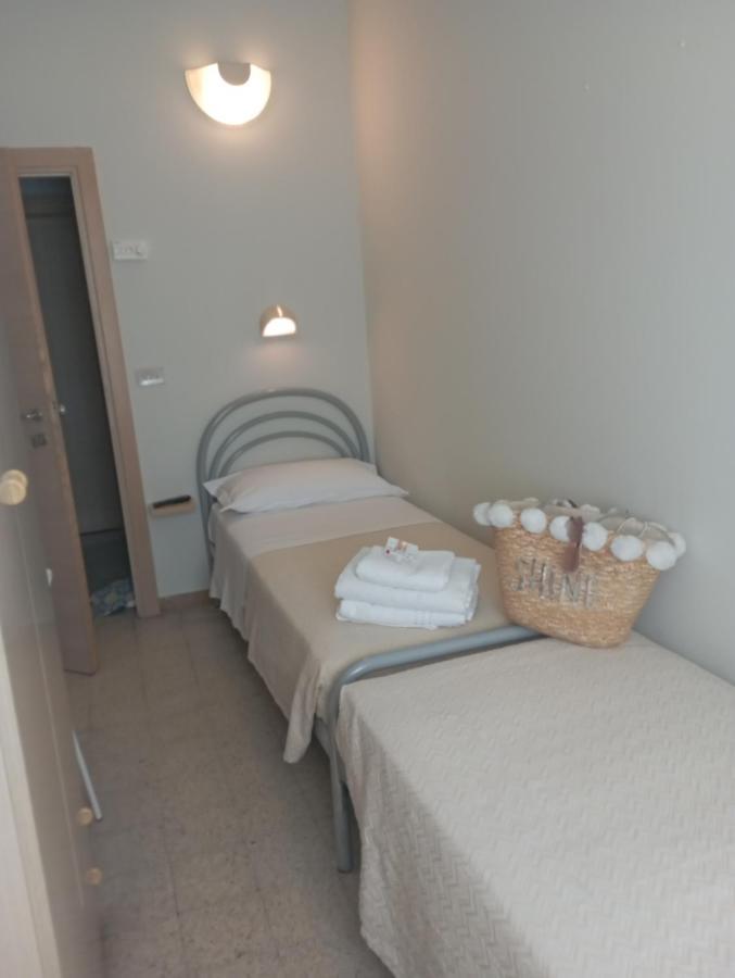 Hotel Raul Ричоне Екстериор снимка