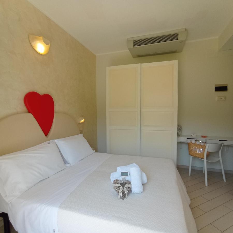 Hotel Raul Ричоне Екстериор снимка