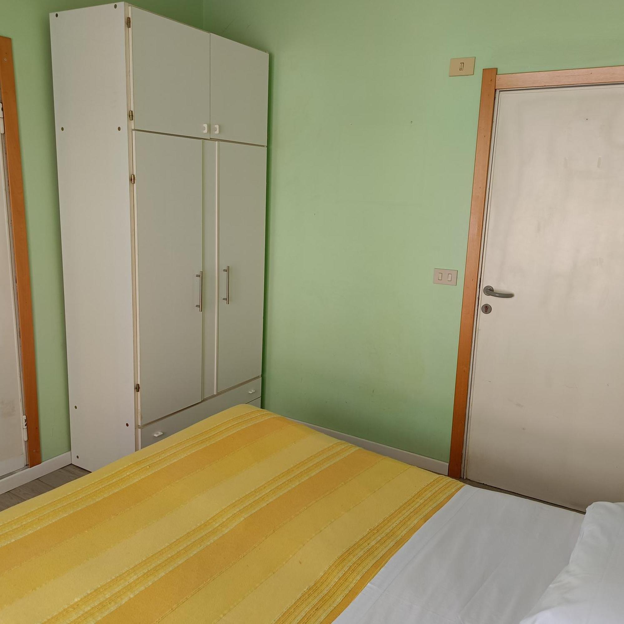 Hotel Raul Ричоне Екстериор снимка